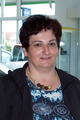 Mitarbeiterin Monika Deutsch